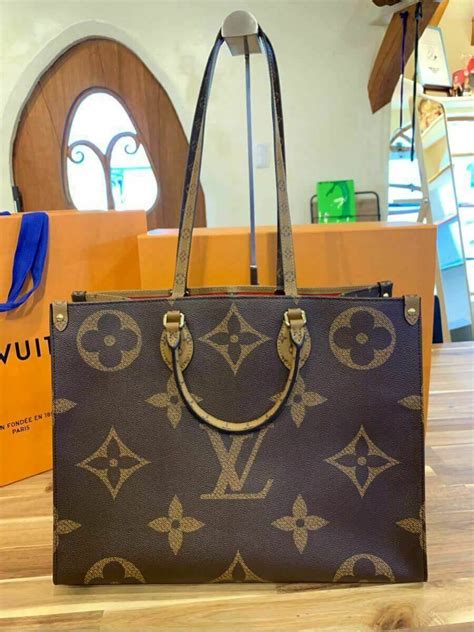 on the go bag louis vuitton|louis vuitton onthego tote bag.